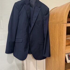 Classic Navy Men's suit